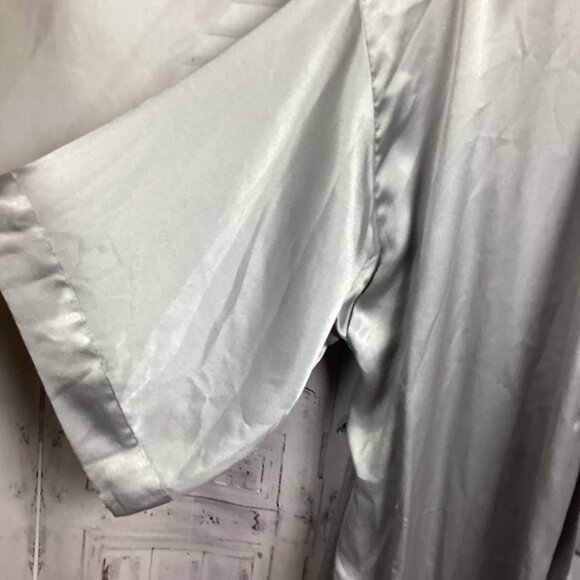 Victoria's Secret Short Robe Silver Gray M/L - Picture 3 of 9